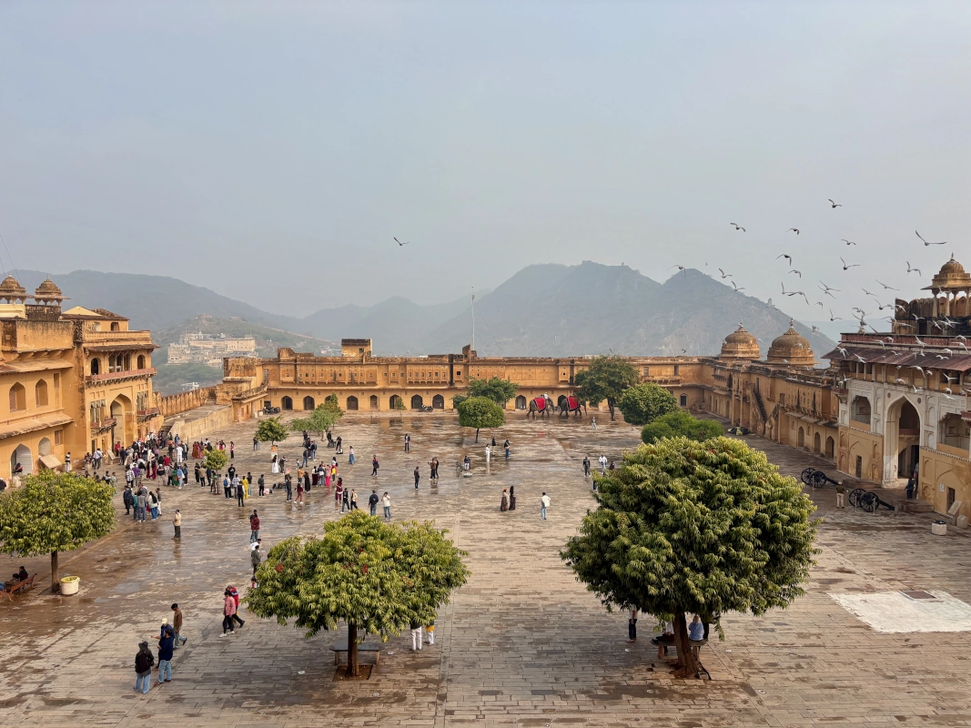 Début d’un voyage patrimonial en Inde à Delhi, pendant la période de Holi 